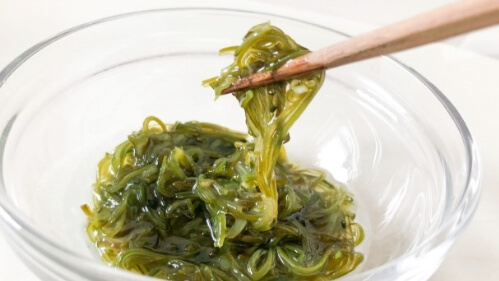 sticky mekabu seaweed